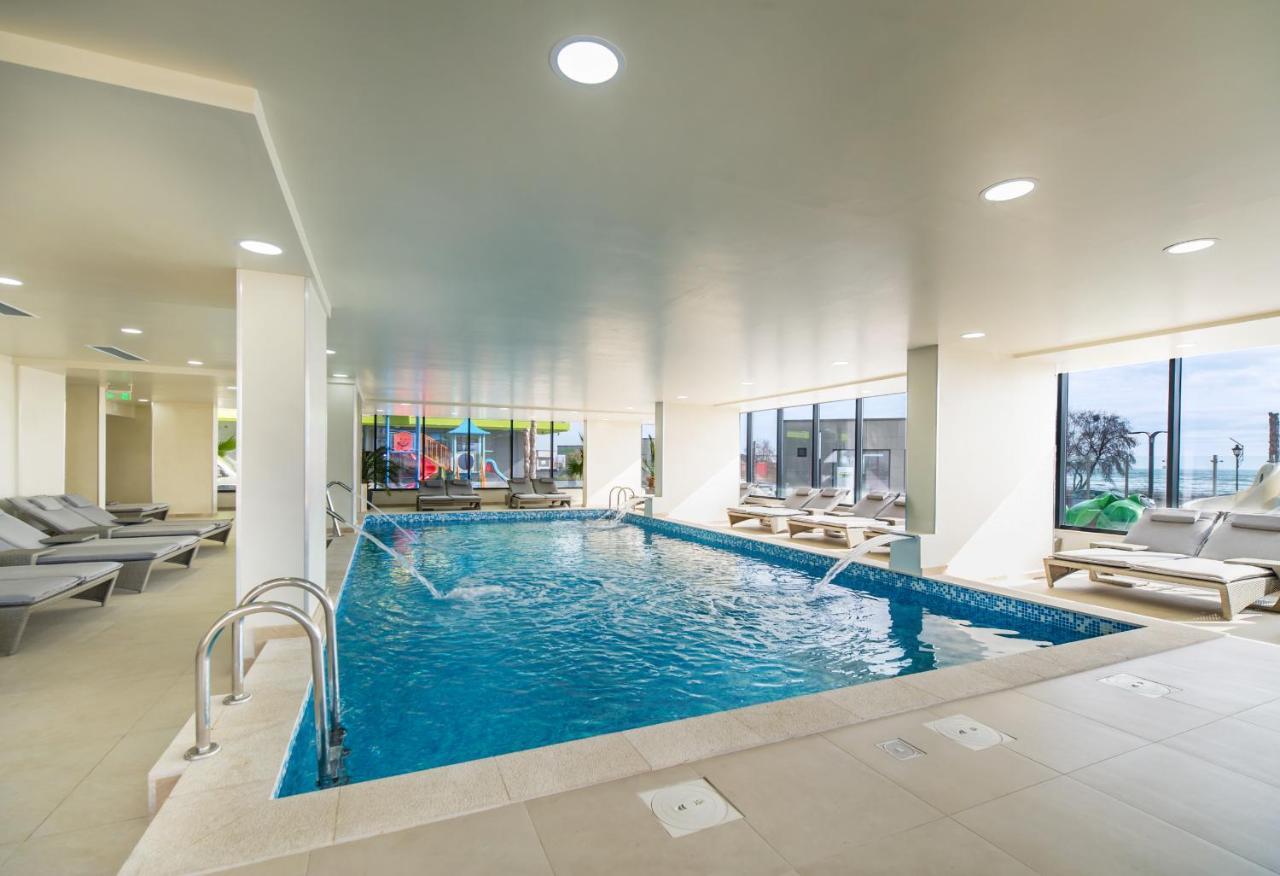 Seascape Apartment Spa N Pool Beach Resort 马马亚 外观 照片